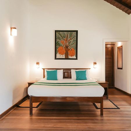 Hibiscus Beach Hotel & Villas Kalutara Exterior foto