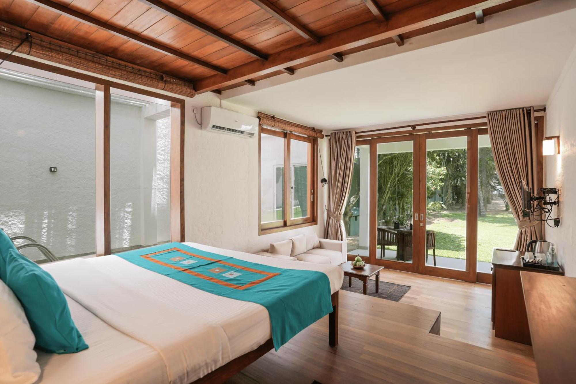 Hibiscus Beach Hotel & Villas Kalutara Exterior foto