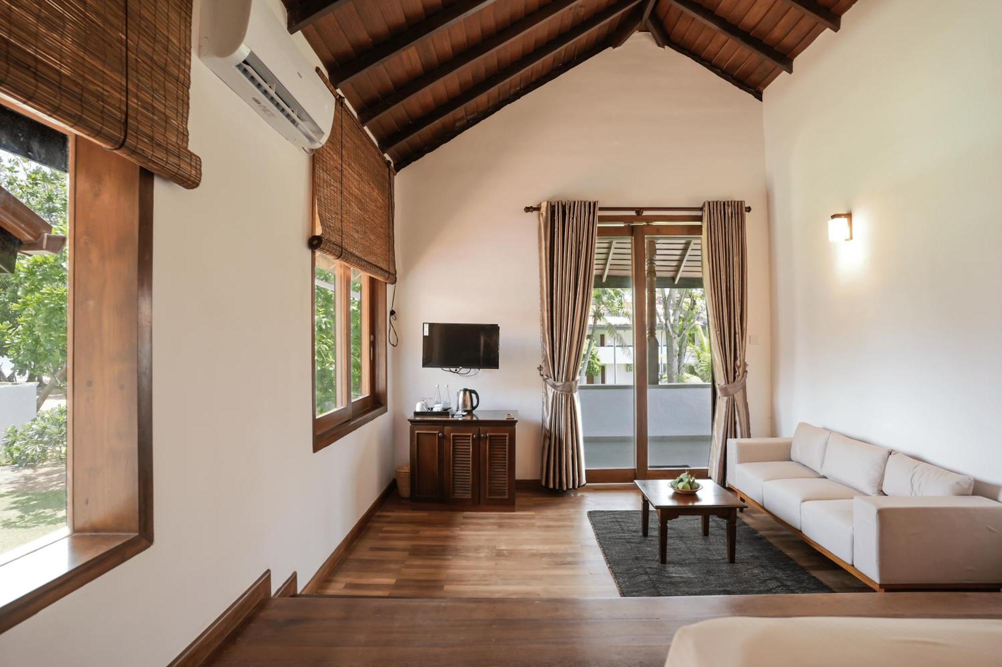 Hibiscus Beach Hotel & Villas Kalutara Exterior foto